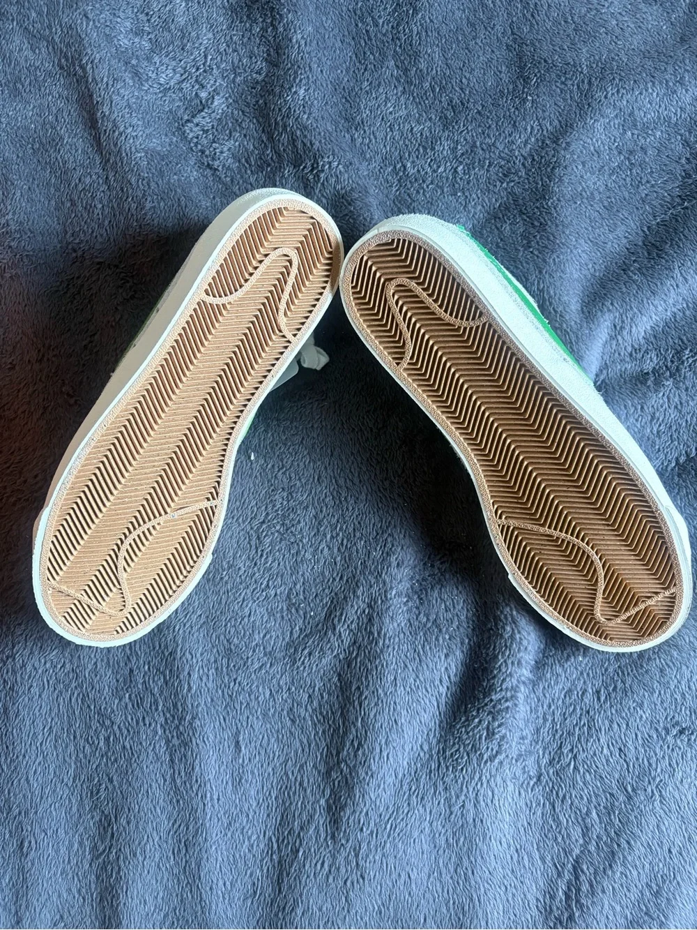 Nike White Suede Sneakers with Green Swoosh